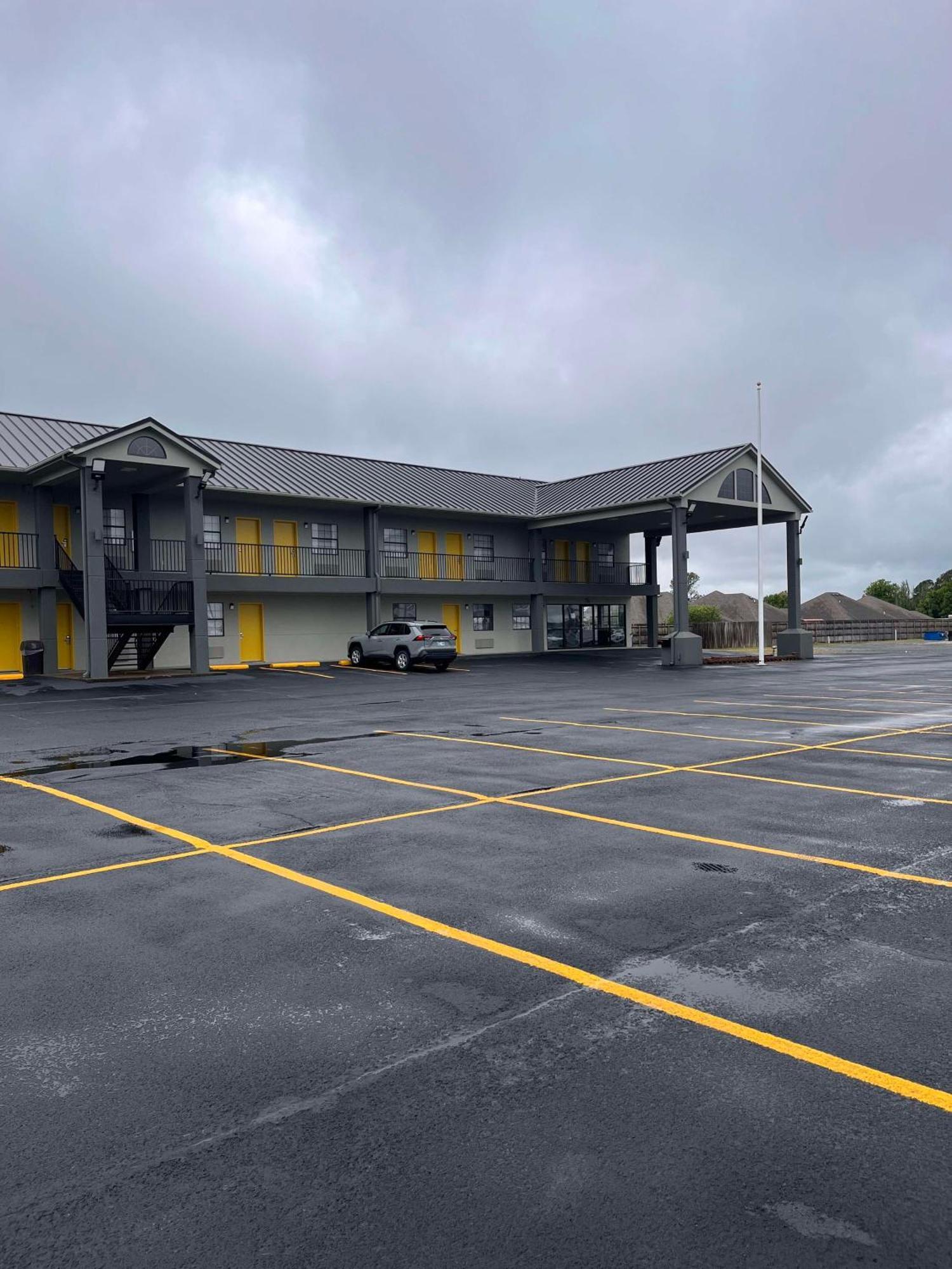 OYO Hotel McAlester Hwy 69 OK Exterior foto
